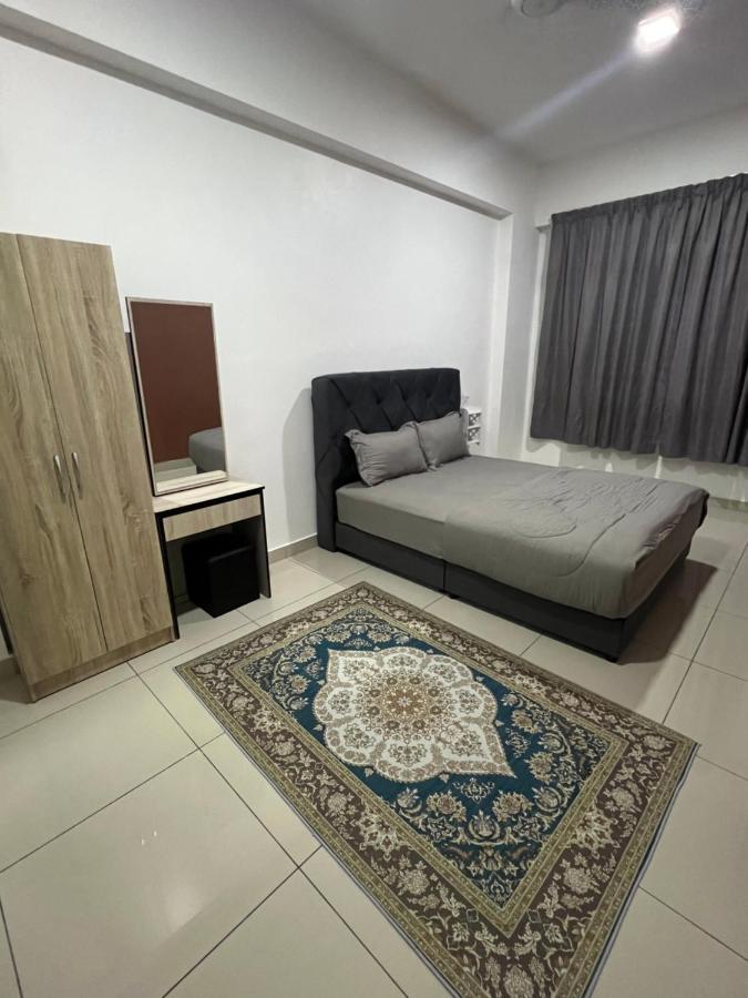Ilsham Guest House @ Seroja Hills Bbst Sepang Bagian luar foto