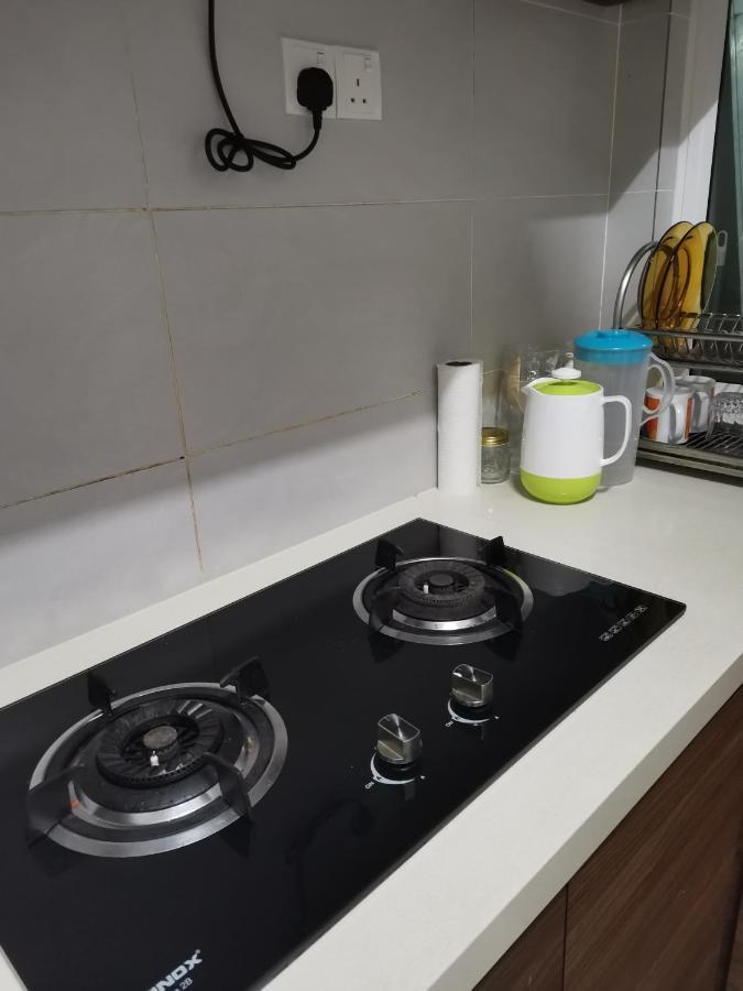 Ilsham Guest House @ Seroja Hills Bbst Sepang Bagian luar foto