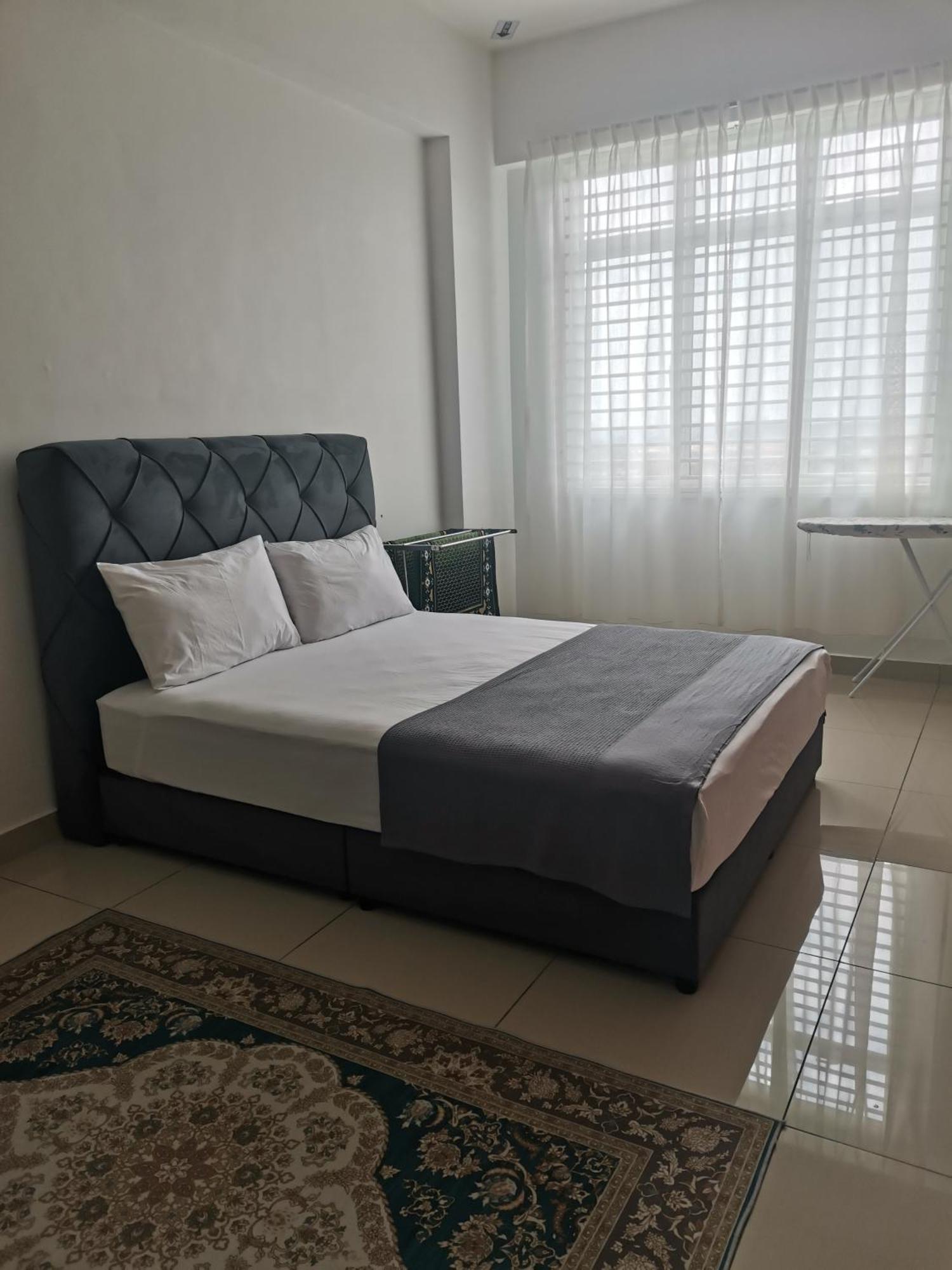 Ilsham Guest House @ Seroja Hills Bbst Sepang Bagian luar foto